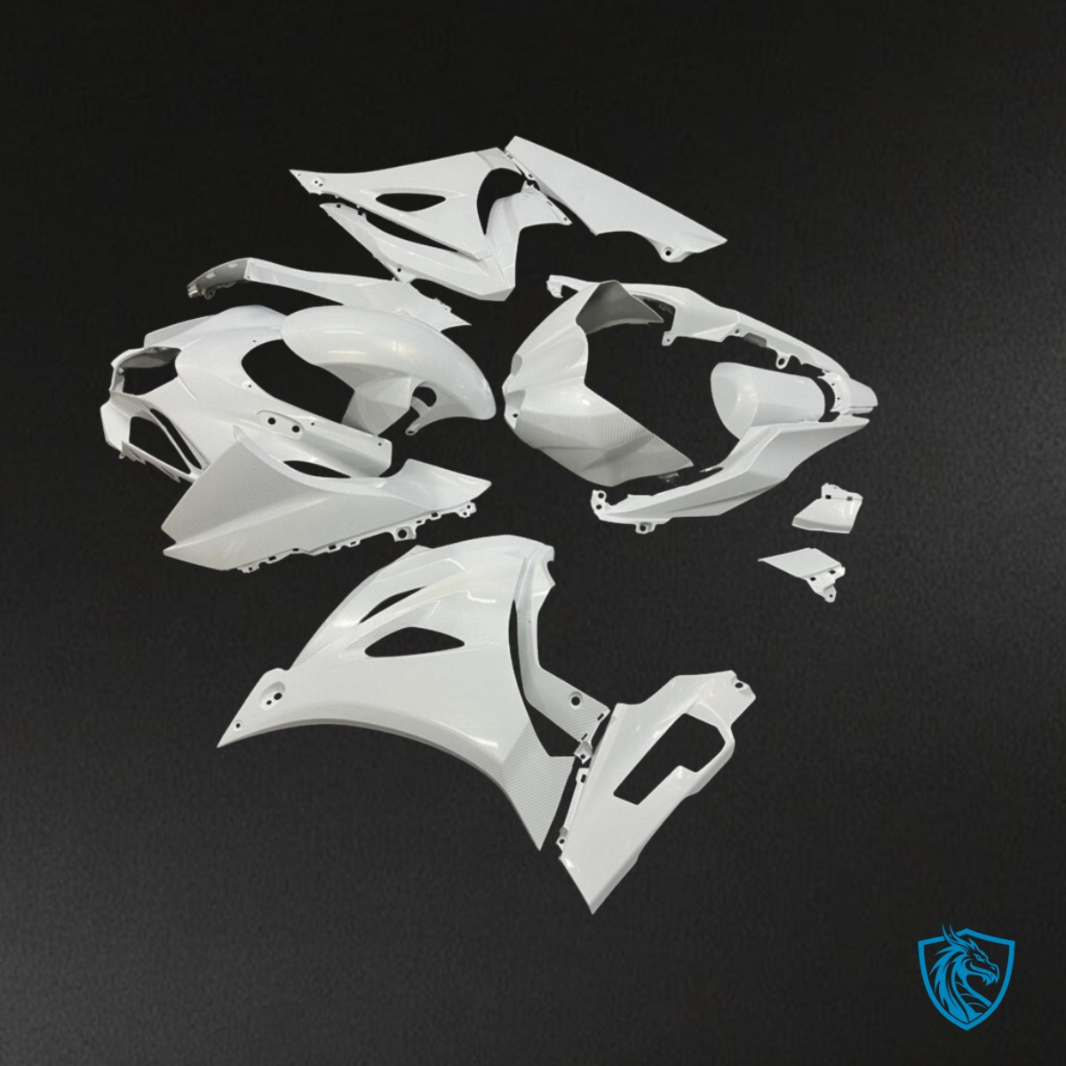 Suzuki GSXR 1000 (2017-2025) White Carbon Fiber - MERGEment Motorcycle Fairings Kit